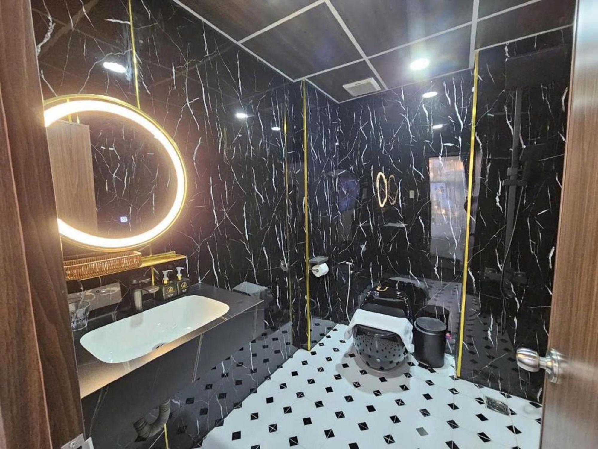 The Passion Suites Hotel & Spa ホーチミン市 エクステリア 写真